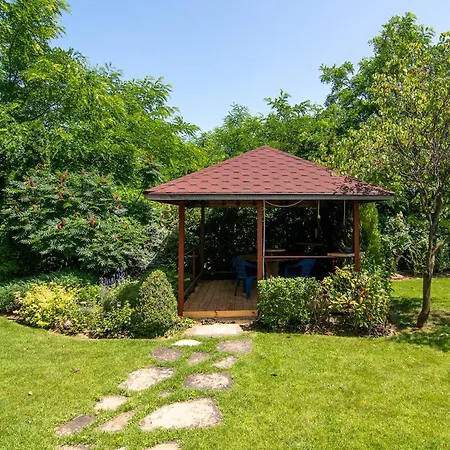 The Garden Варна